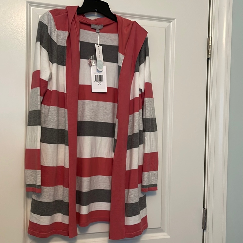 EVOLUTION BY CYRUS
Khalil Multi-Colored Hooded Cardigan
M | Salmon